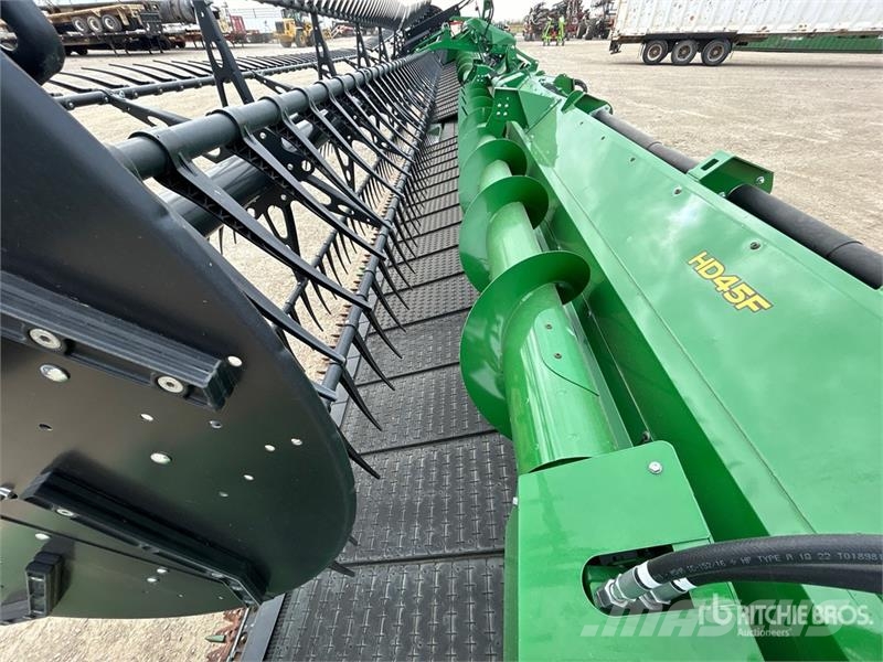 John Deere HD45F 45 ft Hinged Flex Draper Combine Header Skjærebord til skurtresker