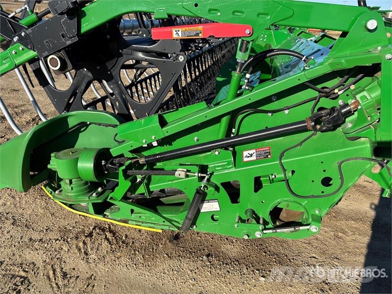 John Deere HD45F 45 ft Hinged Flex Draper Combine Header Erntevorsätze