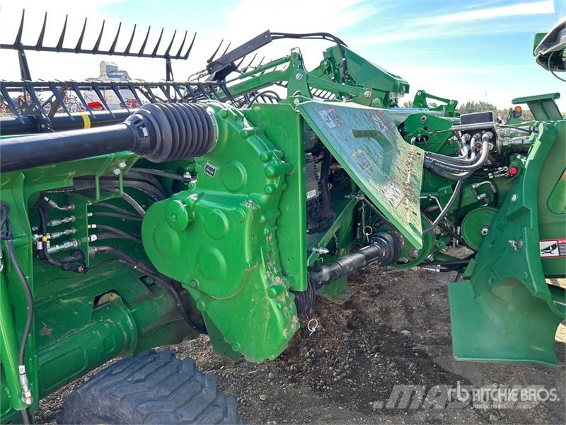 John Deere HD45F 45 ft Hinged Draper Combine Header Combine harvester heads