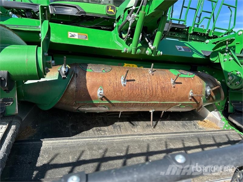 John Deere HD45F 45 ft Hinged Draper Combine Header Combine harvester heads
