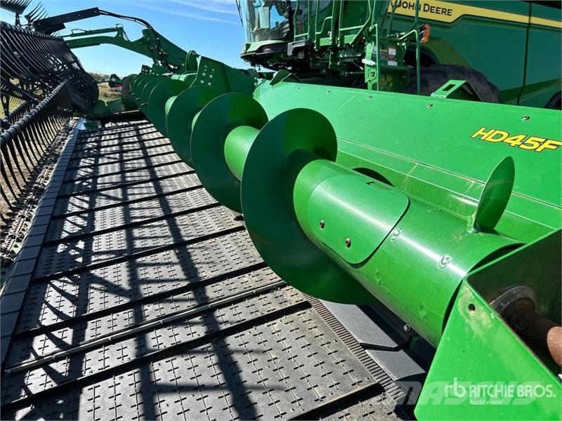 John Deere HD45F 45 ft Hinged Draper Combine Header Combine harvester heads