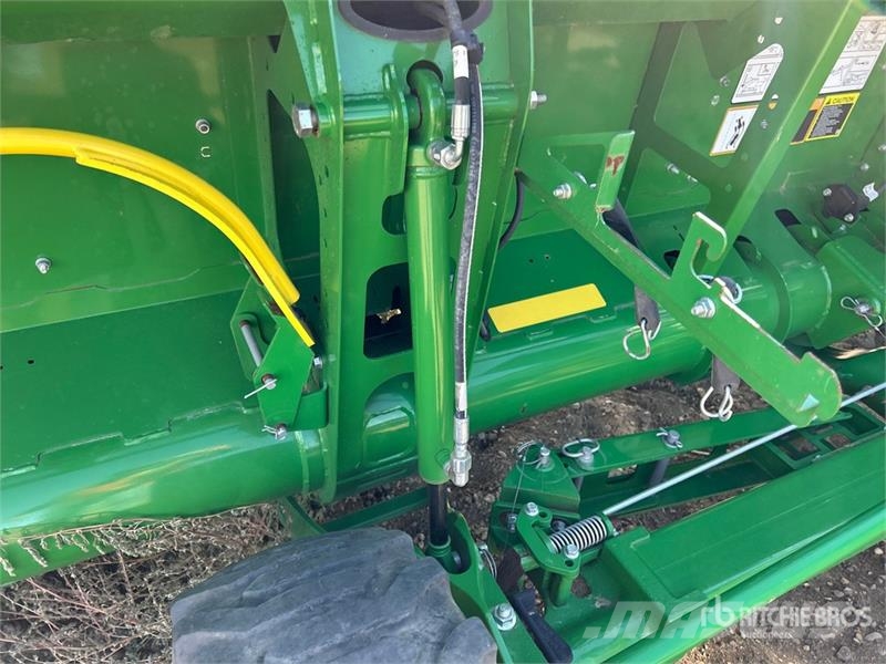John Deere HD45F 45 ft Hinged Draper Combine Header Combine harvester heads