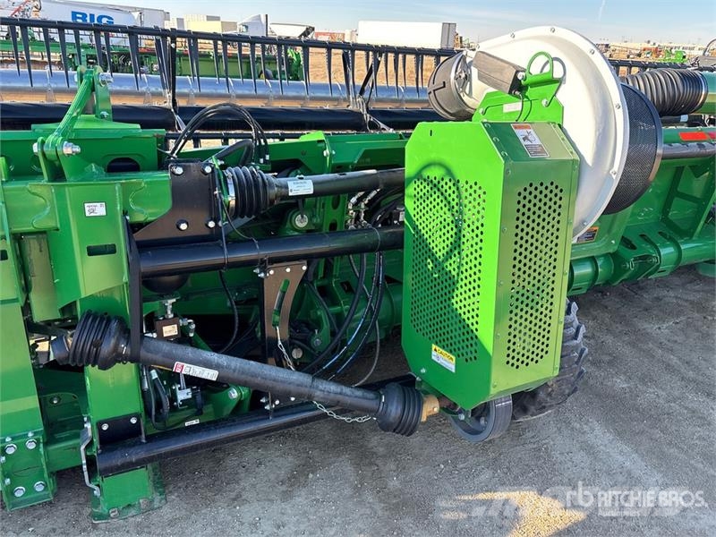 John Deere HD45F 45 ft Hinged Flex Draper Combine Header Erntevorsätze
