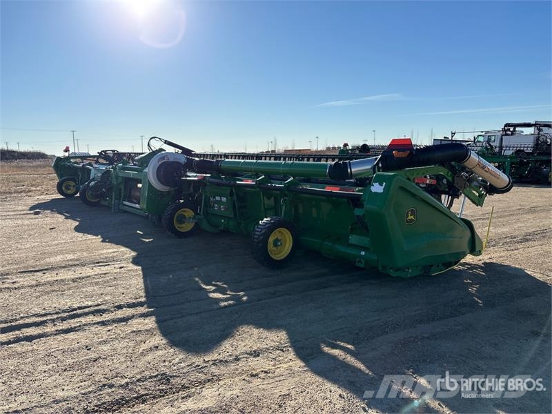 John Deere HD45F 45 ft Hinged Flex Draper Combine Header Erntevorsätze