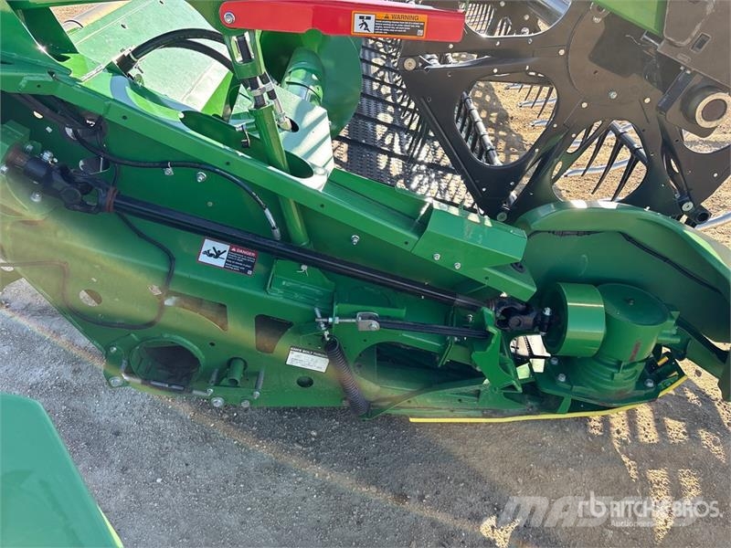 John Deere HD45F 45 ft Hinged Flex Draper Combine Header Erntevorsätze