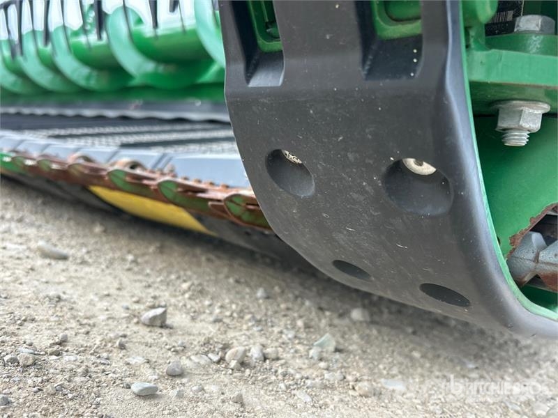 John Deere HD45F 45 ft Hinged Flex Draper Combine Header Skjærebord til skurtresker