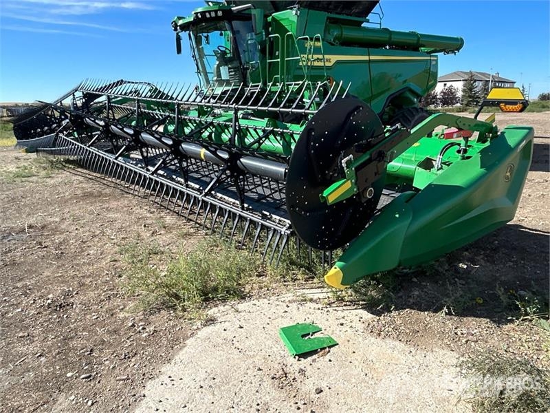 John Deere HD45F 45 ft Hinged Draper Combine Header Combine harvester heads