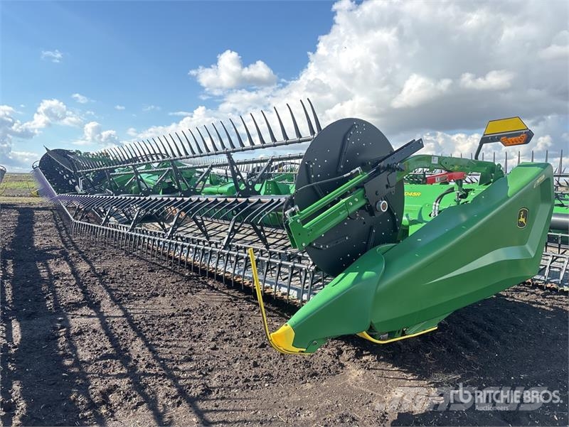 John Deere HD45R 45 ft Hinged Draper Combine Header 콤바인 헤드