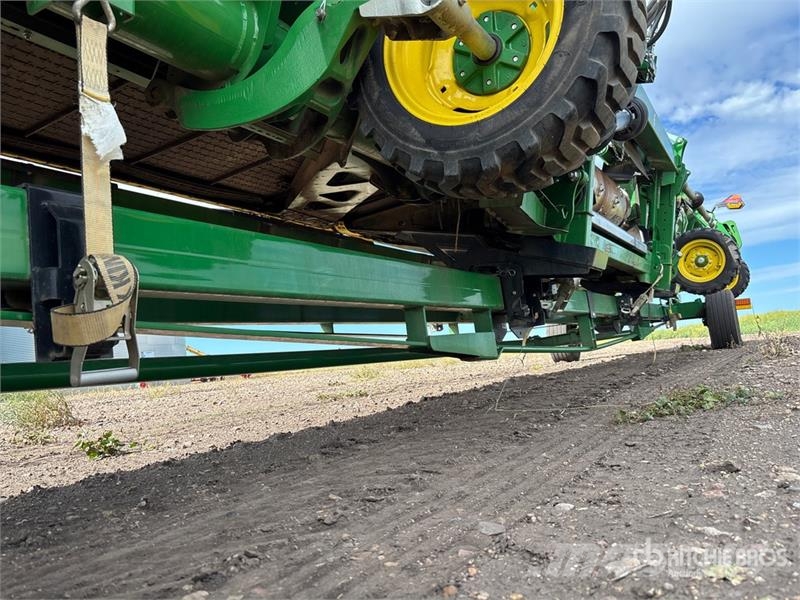 John Deere HD45R 45 ft Hinged Draper Combine Header Erntevorsätze
