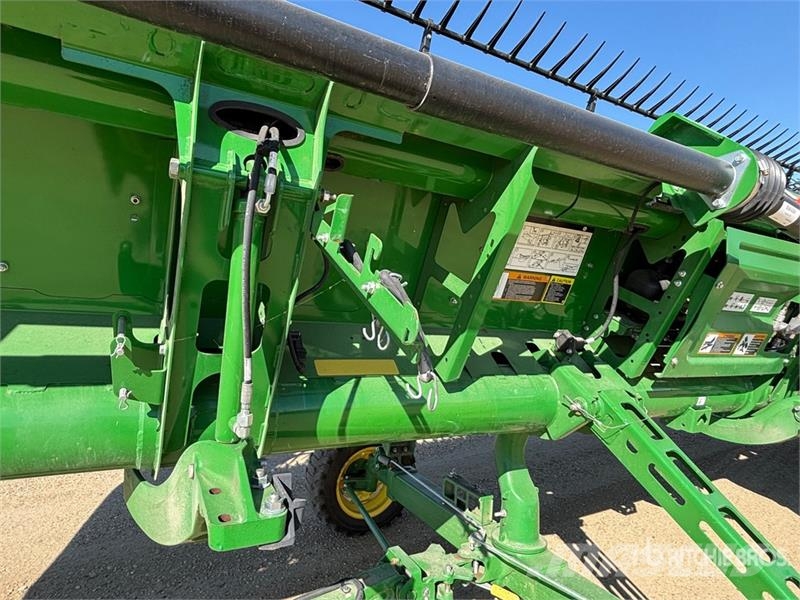 John Deere HD45R 45 ft Hinged Draper Combine Header Kombajnove hlavice