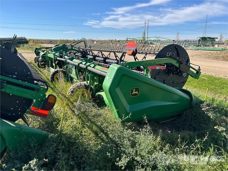 John Deere HD45R 45 ft Hinged Draper Combine Header Cabeçotes de colheitadeira
