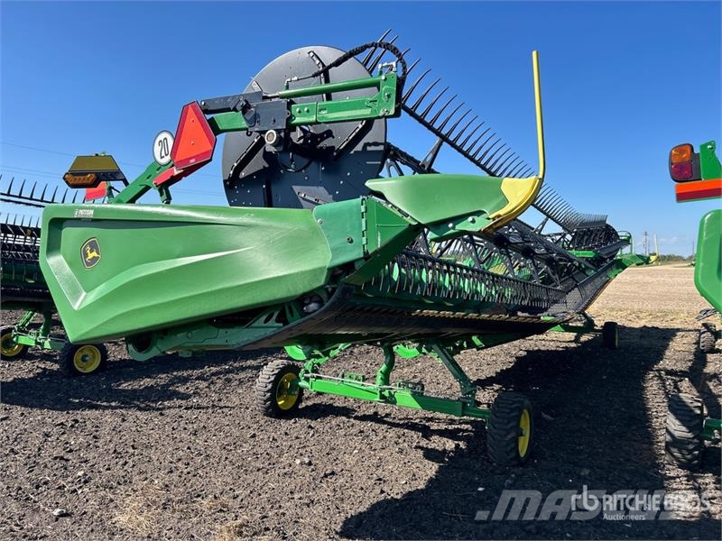 John Deere HD45R 45 ft Rigid Hinged Draper Combine Header 콤바인 헤드