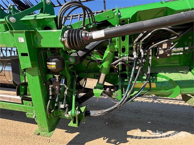 John Deere HD45R 45 ft Hinged Draper Combine Header Kombajnove hlavice