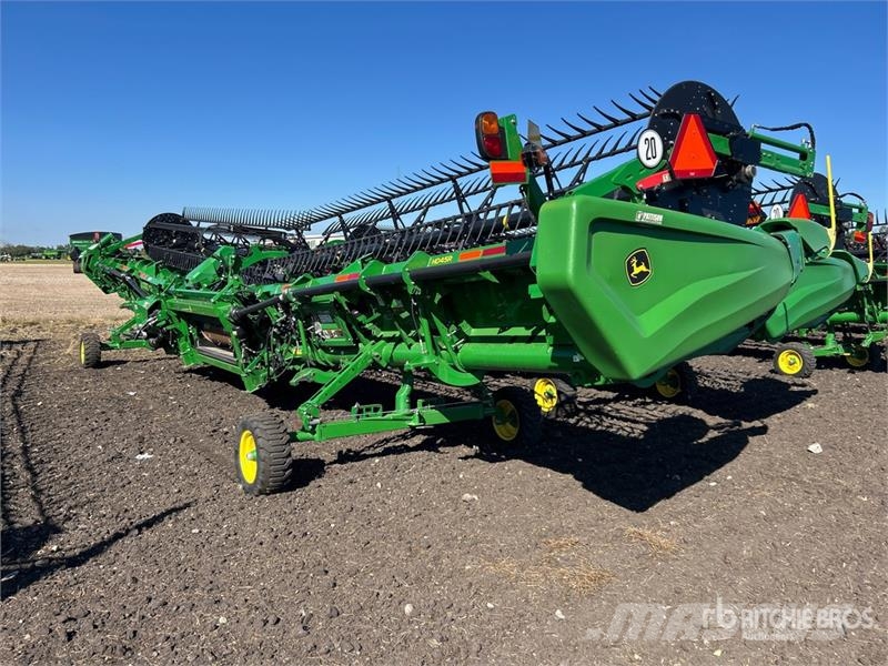 John Deere HD45R 45 ft Rigid Hinged Draper Combine Header 콤바인 헤드