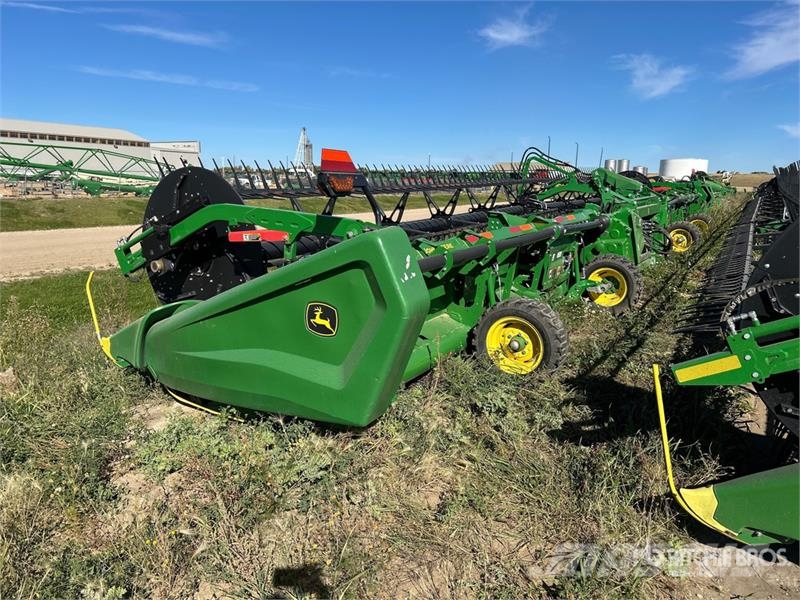 John Deere HD45R 45 ft Hinged Draper Combine Header Cabeçotes de colheitadeira
