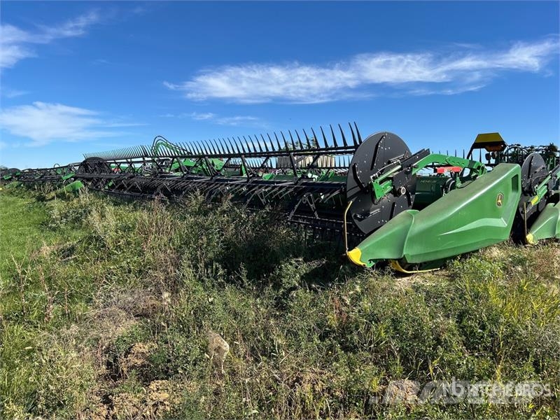 John Deere HD45R 45 ft Hinged Draper Combine Header Cabeçotes de colheitadeira