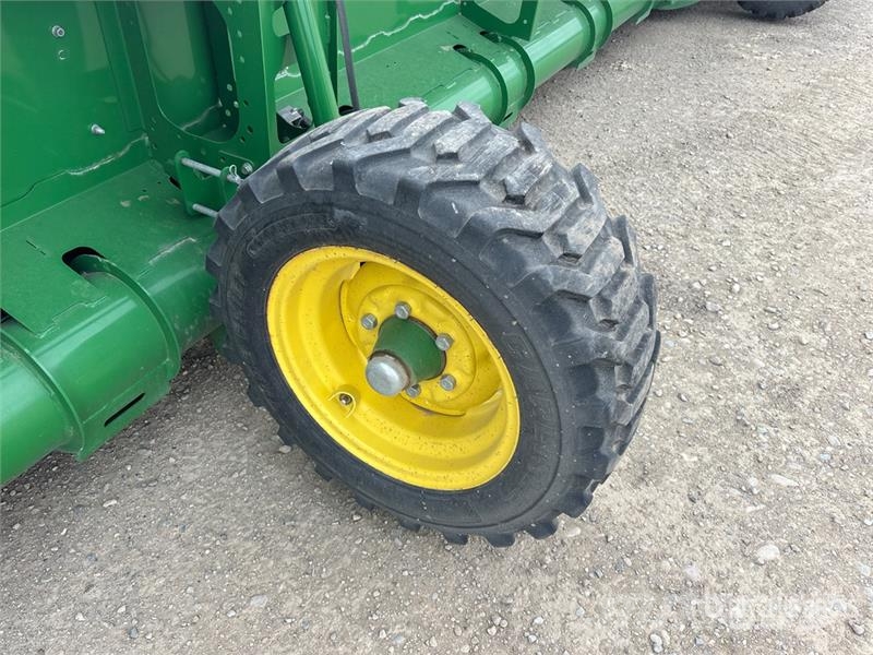 John Deere HD50F 50 ft Hinged Flex Draper Combine Header コンバイン・ハーベスター・ヘッド