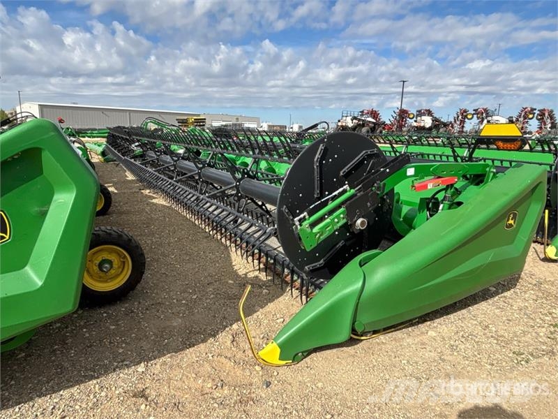 John Deere HD50F 50 ft Hinged Draper Combine Header 콤바인 헤드