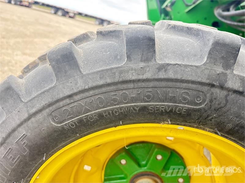John Deere HD50F 50 ft Hinged Flex Draper Combine Header コンバイン・ハーベスター・ヘッド