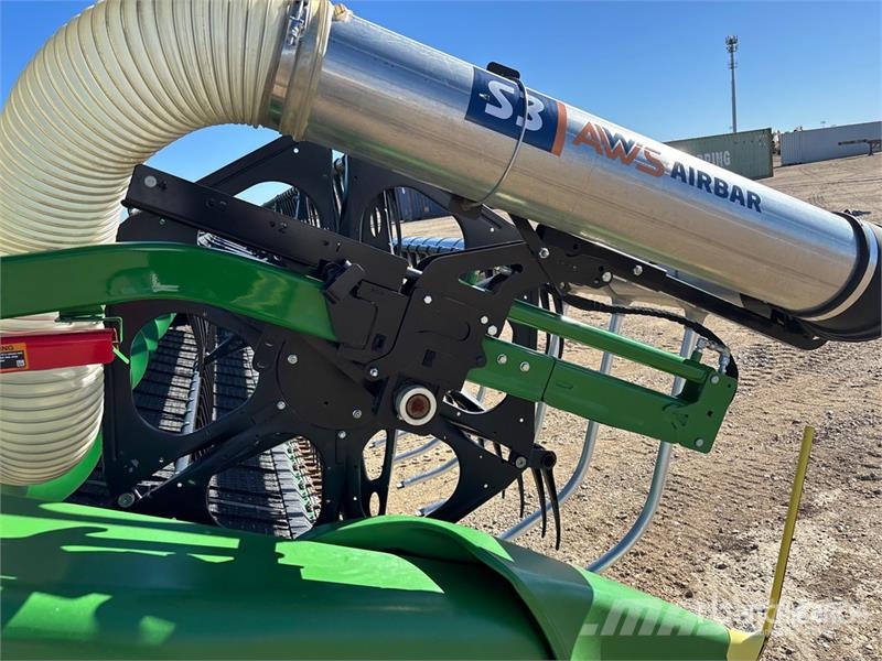 John Deere HD50F 50 ft Hinged Draper Combine Header Kombájn adapterek