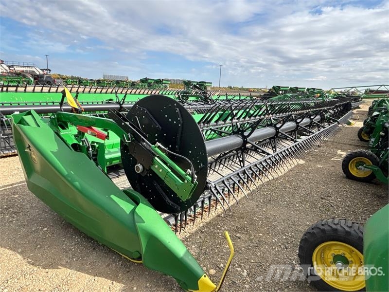 John Deere HD50F 50 ft Hinged Draper Combine Header 콤바인 헤드