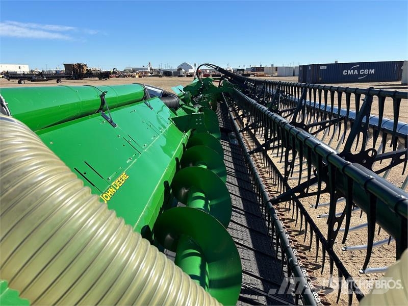 John Deere HD50F 50 ft Hinged Draper Combine Header Kombájn adapterek