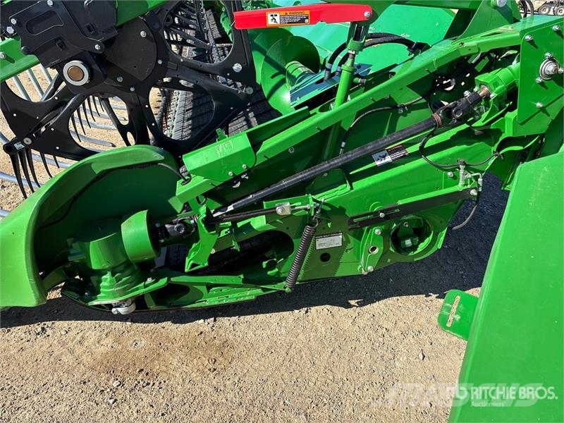 John Deere HD50F 50 ft Hinged Draper Combine Header Kombájn adapterek
