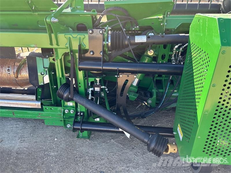 John Deere HD50F 50 ft Hinged Draper Combine Header Kombájn adapterek