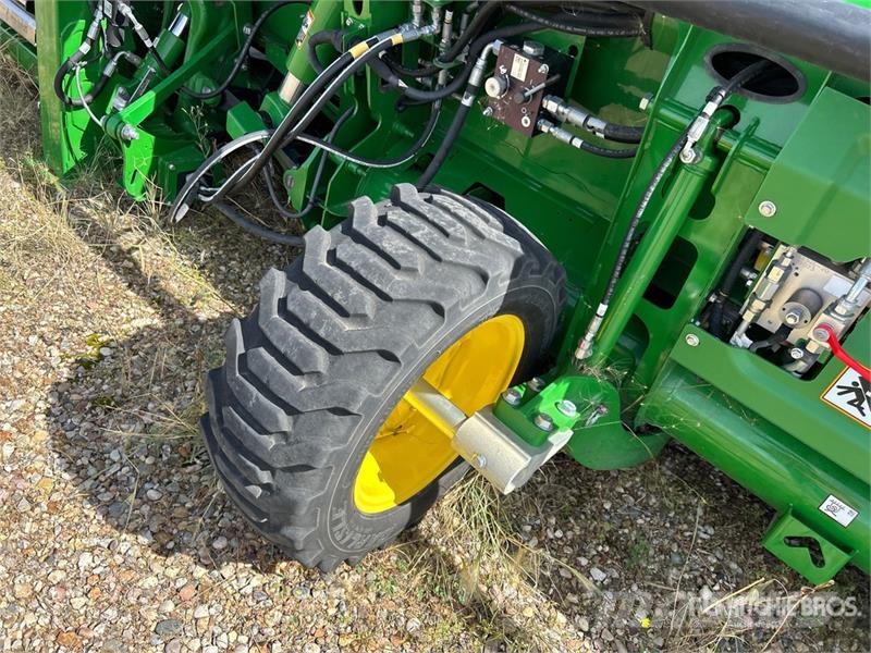 John Deere HD50F 50 ft Flex Knife Combine Header Combine harvester heads