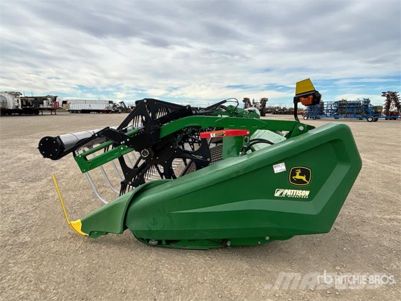 John Deere HD50F 50 ft Hinged Flex Draper Combine Header コンバイン・ハーベスター・ヘッド