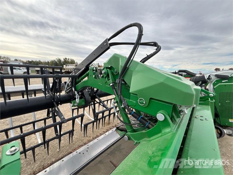 John Deere HD50F 50 ft Hinged Flex Draper Combine Header コンバイン・ハーベスター・ヘッド