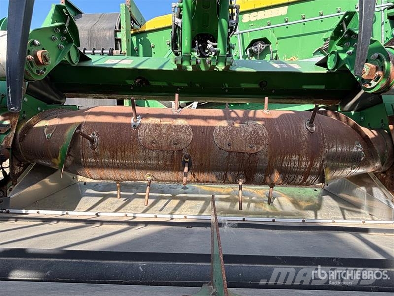 John Deere HD50F 50 ft Flex Draper Combine Header رؤوس الحصادات الدراسات