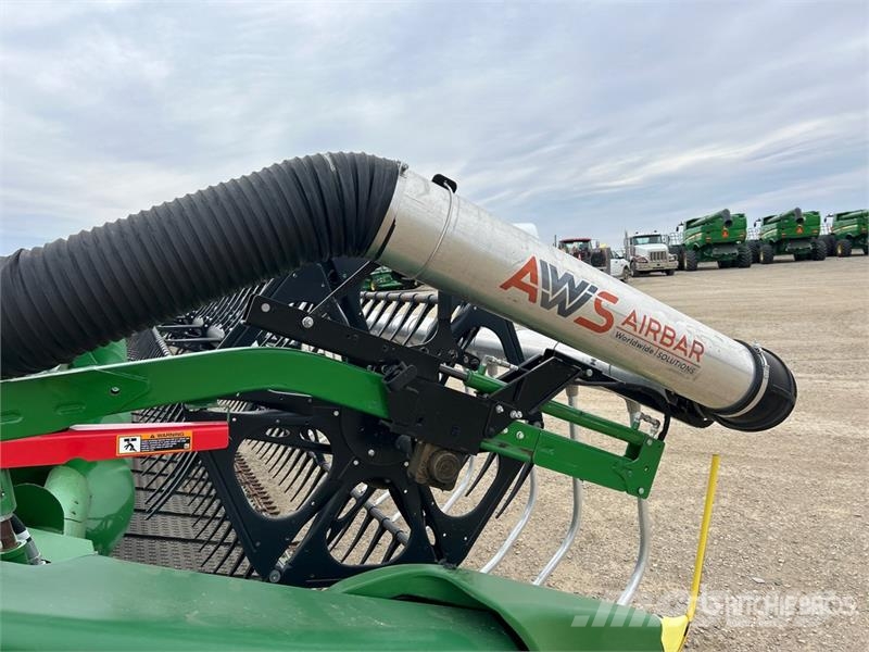 John Deere HD50F 50 ft Hinged Flex Draper Combine Header コンバイン・ハーベスター・ヘッド
