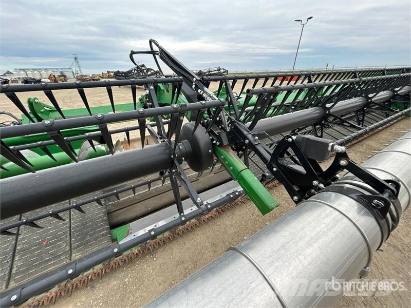 John Deere HD50F 50 ft Hinged Flex Draper Combine Header コンバイン・ハーベスター・ヘッド