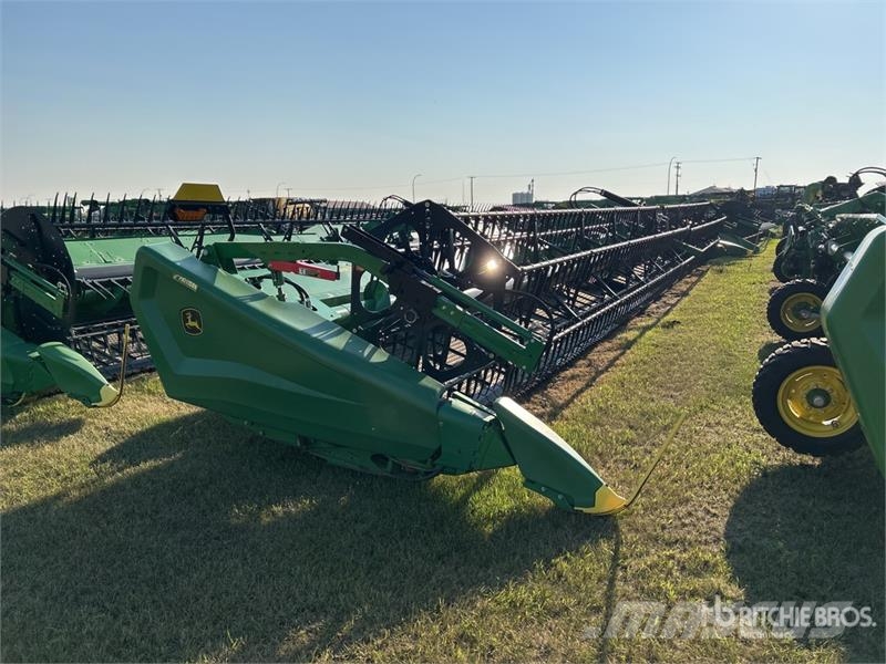 John Deere HD50F 50 ft Hinged Draper Combine Header Cabeçotes de colheitadeira