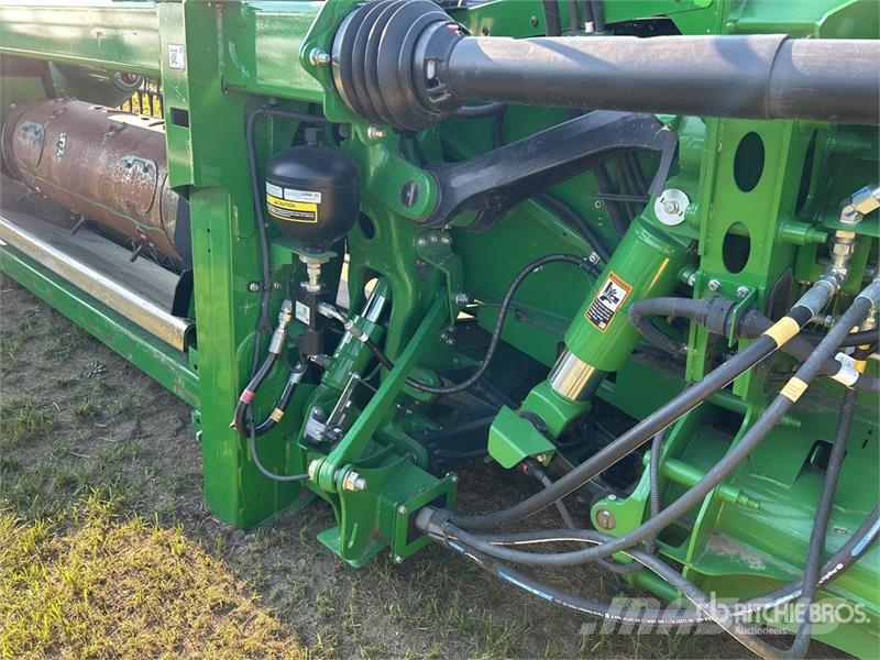 John Deere HD50F 50 ft Hinged Draper Combine Header Cabeçotes de colheitadeira