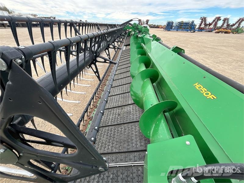 John Deere HD50F 50 ft Hinged Flex Draper Combine Header コンバイン・ハーベスター・ヘッド