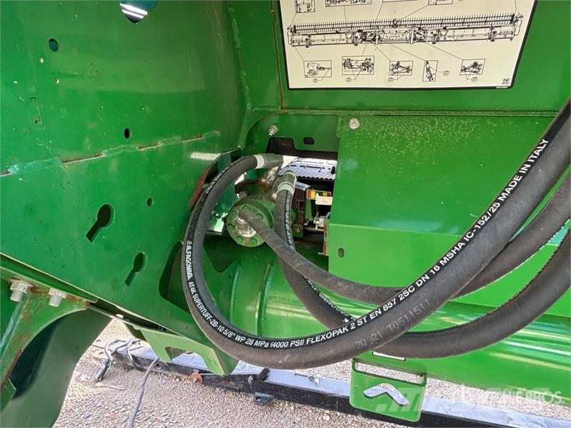 John Deere HD50F 50 ft Flex Draper Combine Header رؤوس الحصادات الدراسات