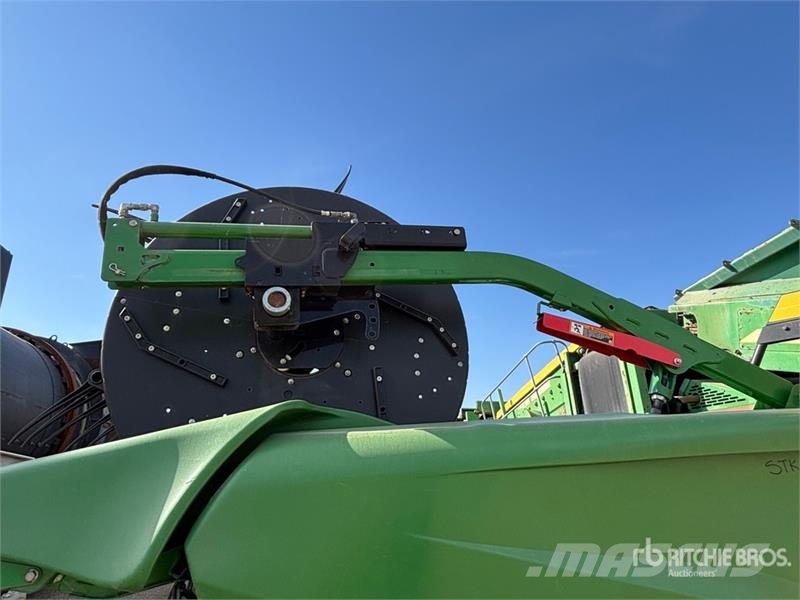 John Deere HD50F 50 ft Flex Draper Combine Header رؤوس الحصادات الدراسات