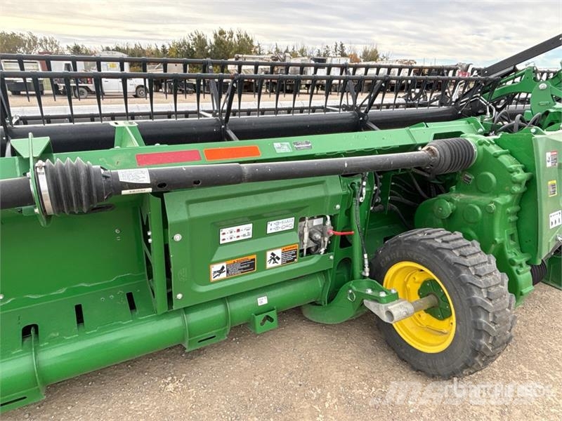 John Deere HD50F 50 ft Hinged Flex Draper Combine Header コンバイン・ハーベスター・ヘッド