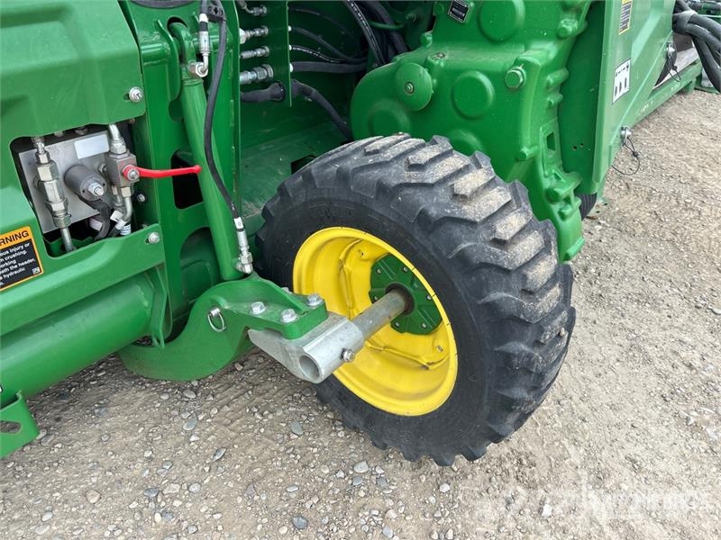 John Deere HD50F 50 ft Hinged Flex Draper Combine Header コンバイン・ハーベスター・ヘッド