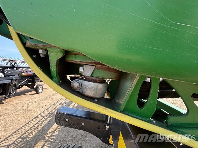 John Deere HD50R 50 ft Flex Draper Combine Header رؤوس الحصادات الدراسات