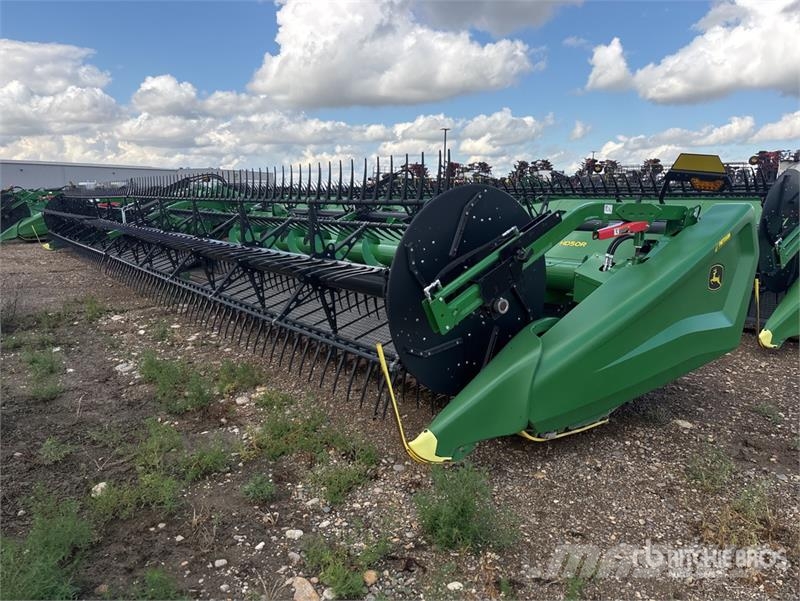John Deere HD50R 50 ft Hinged Draper Combine Header 콤바인 헤드