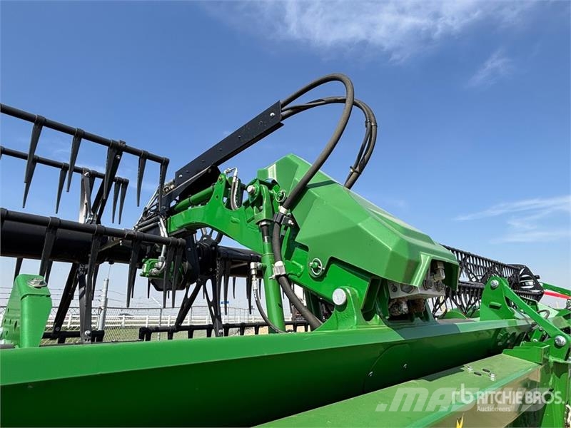 John Deere HD50R 50 ft Hinged Draper Combine Header Erntevorsätze