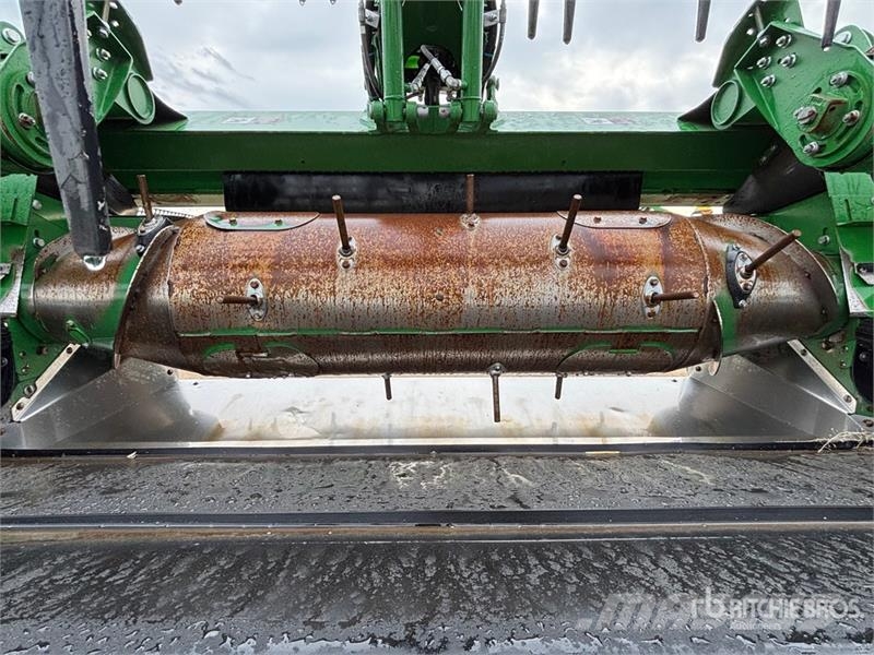 John Deere HD50R 50 ft Hinged Draper Combine Header Kombainide heedrid