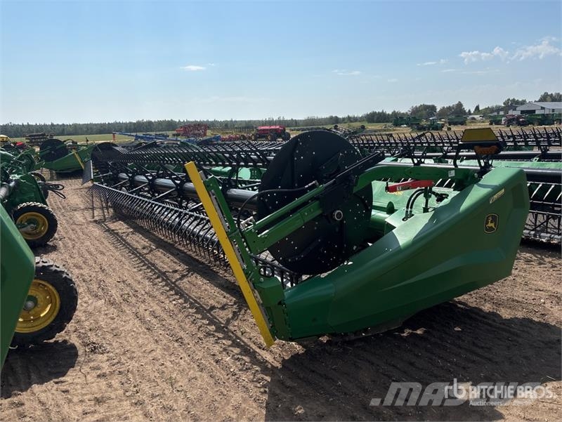 John Deere HD50R 50 ft Hinged Draper Combine Header Cabeçotes de colheitadeira