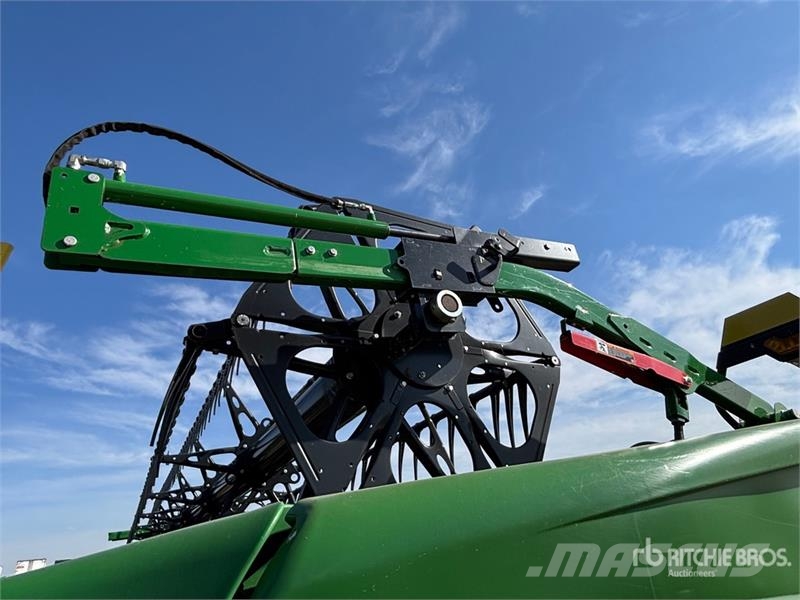 John Deere HD50R 50 ft Hinged Draper Combine Header رؤوس الحصادات الدراسات