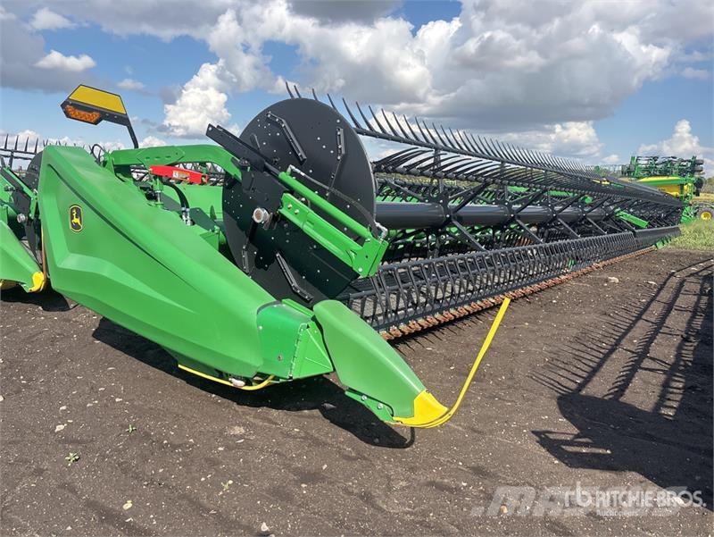 John Deere HD50R 50 ft Hinged Draper Combine Header 콤바인 헤드