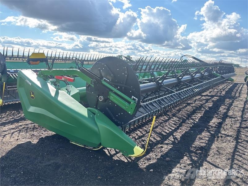 John Deere HD50R 50 ft Hinged Draper Combine Header Cabezales de cosechadoras combinadas