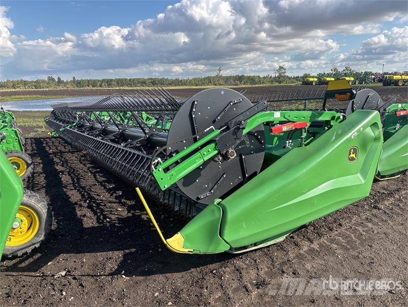 John Deere HD50R 50 ft Hinged Draper Combine Header 콤바인 헤드
